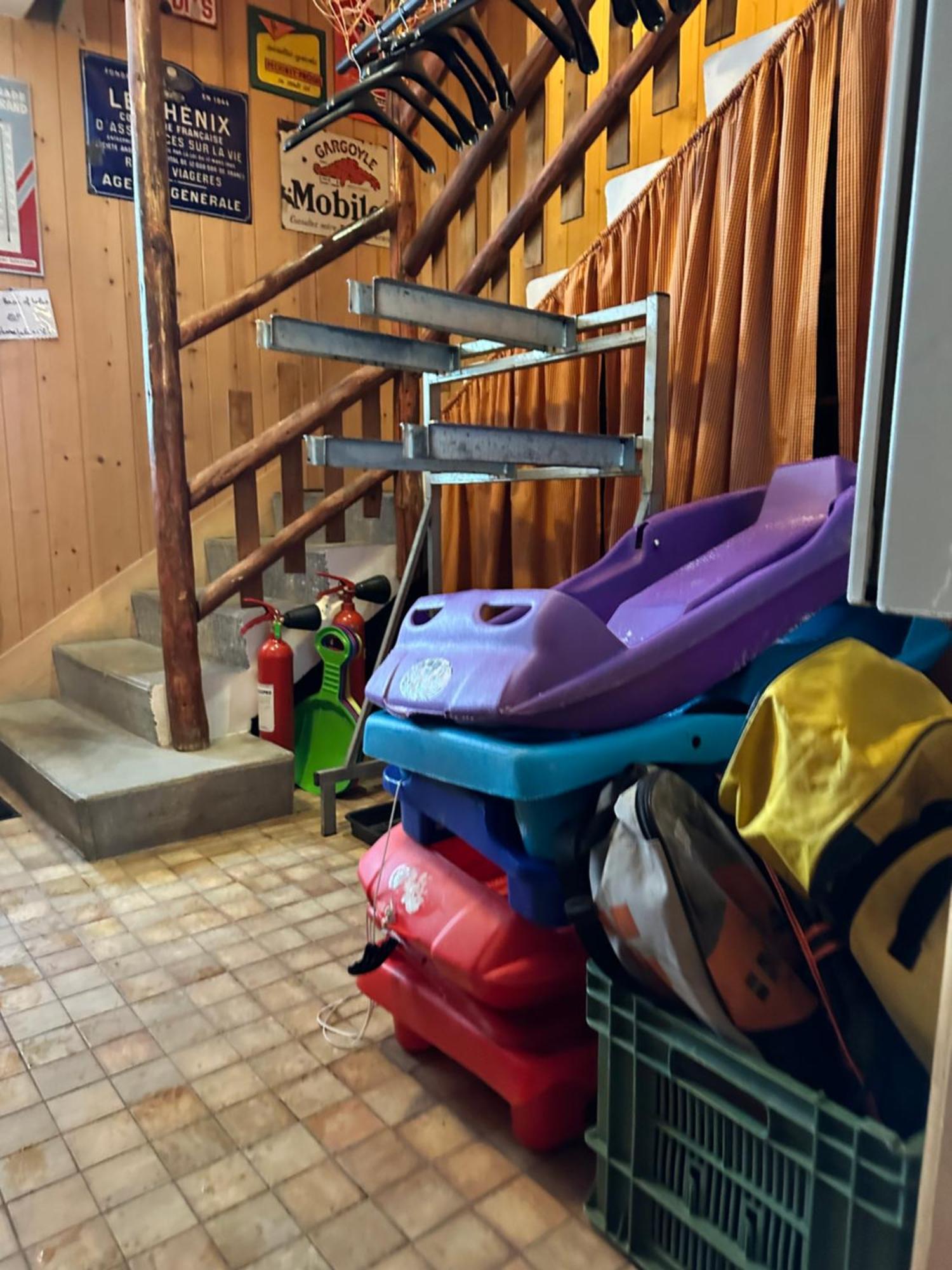 Gites Sous Les Loges Lélex Exterior foto